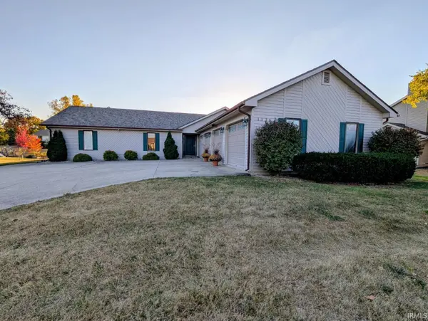 1536 Timberlake TRL, Fort Wayne, IN 46804