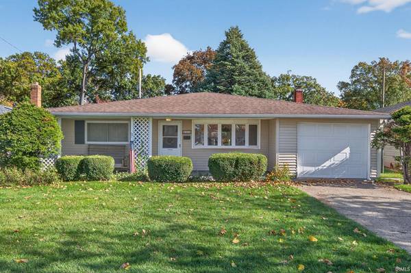 222 N Tuxedo DR, South Bend, IN 46615-2532