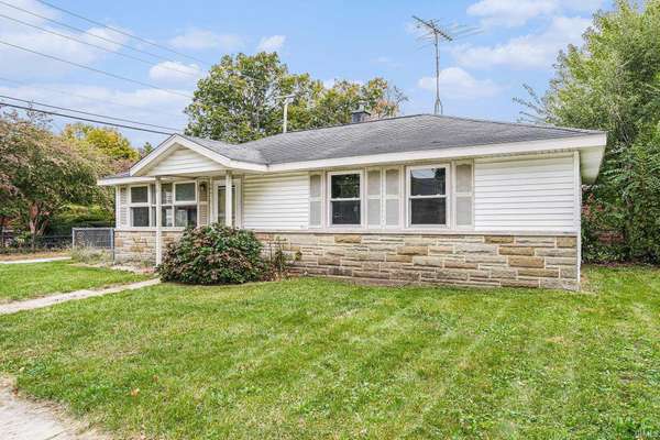 114 S Cherry ST, New Carlisle, IN 46552