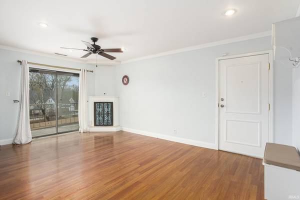 1428 Marigold WAY #111, South Bend, IN 46617-1062
