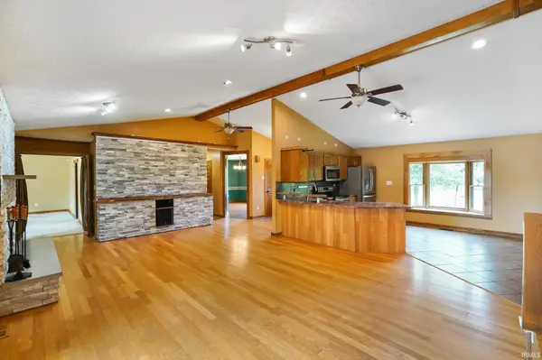 12196 N Beth Ann DR, Camby, IN 46113-8646