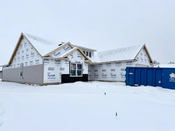 3086 E Butler CT, Columbia City, IN 46725