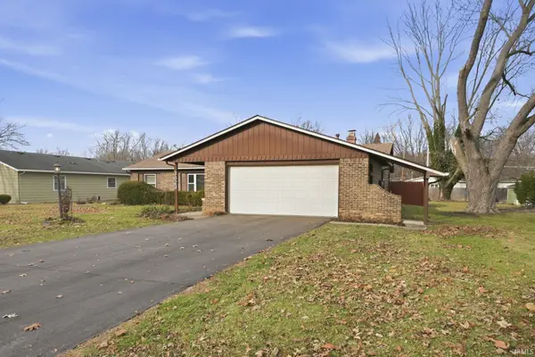 3623 Dewberry DR, Fort Wayne, IN 46815