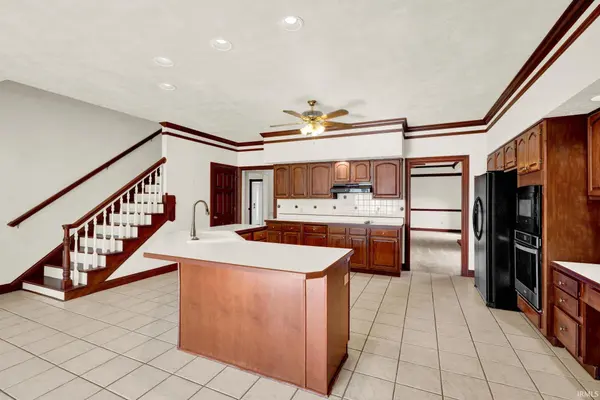 4528 Bridgestone BLVD, Newburgh, IN 47630
