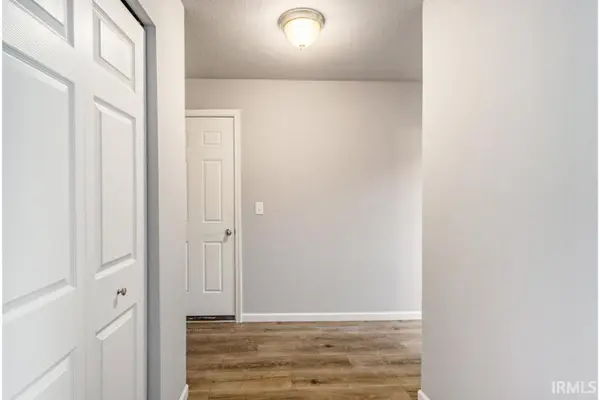 51583 Prescott AVE, South Bend, IN 46637