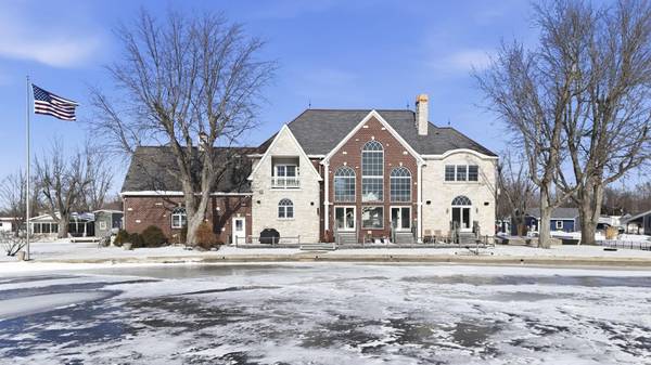 82 EMS B6C LN,  Leesburg,  IN 46538
