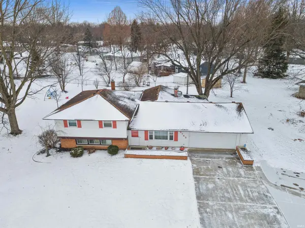 5745 N Brookwood DR, Fort Wayne, IN 46835