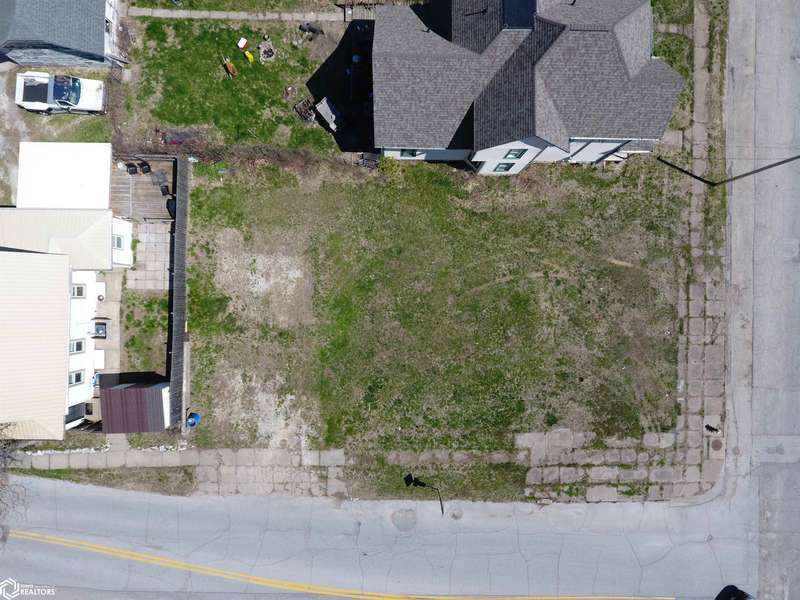 830 Oak ST, Burlington, IA 52601