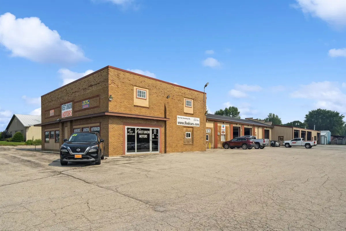 409 W Bradford ST, West Union, IA 52175