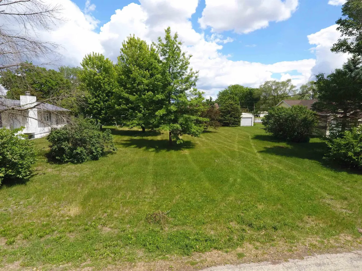 903 S Main ST, Janesville, IA 50647