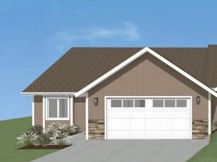 818 NW 4th AVE, Waukon, IA 52172