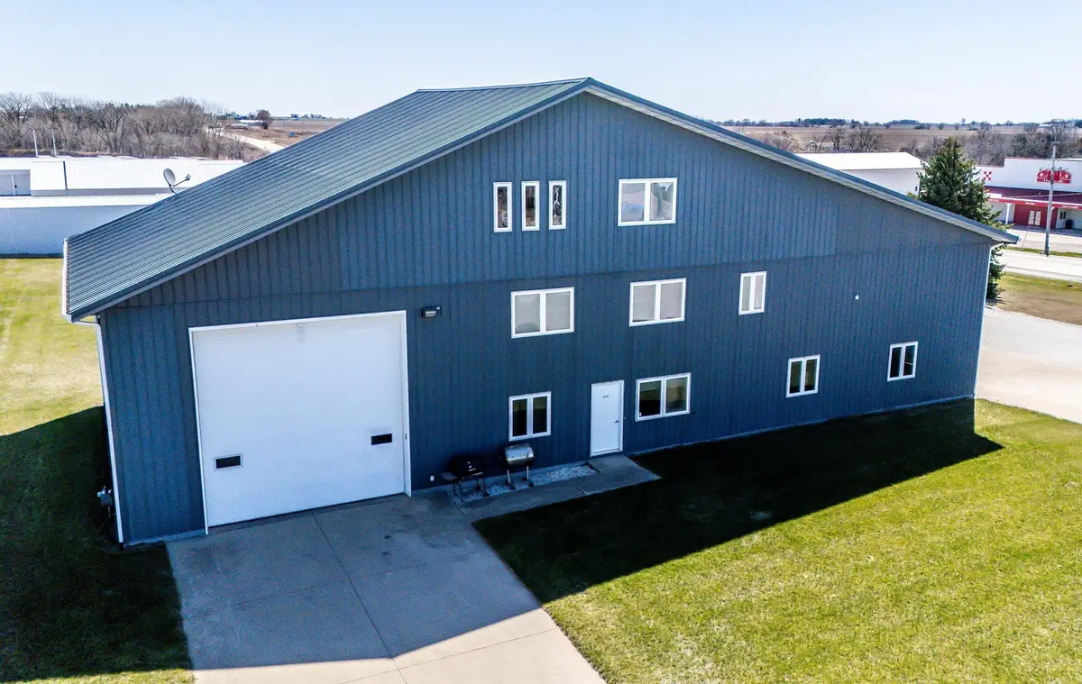 1341 12th ST, Jesup, IA 50648