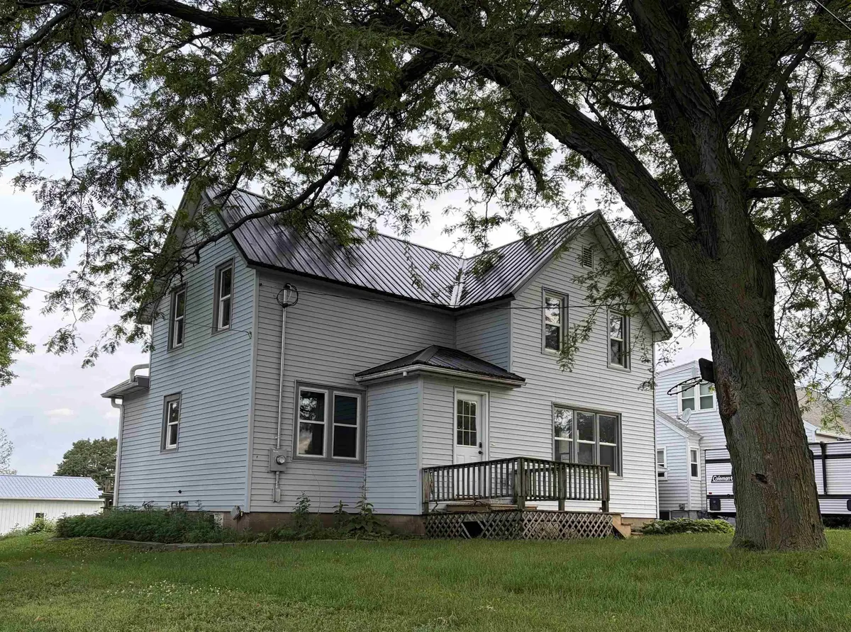 709 S Madison ST, Wellsburg, IA 50680