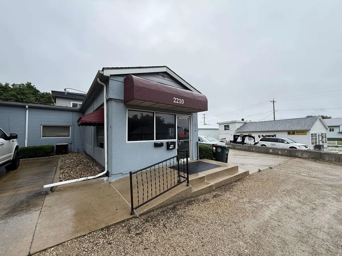 2210 Falls AVE #Suite A, Waterloo, IA 50701