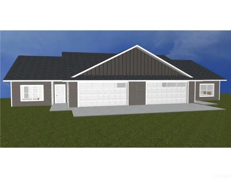 522 Massman DR, Decorah, IA 52101