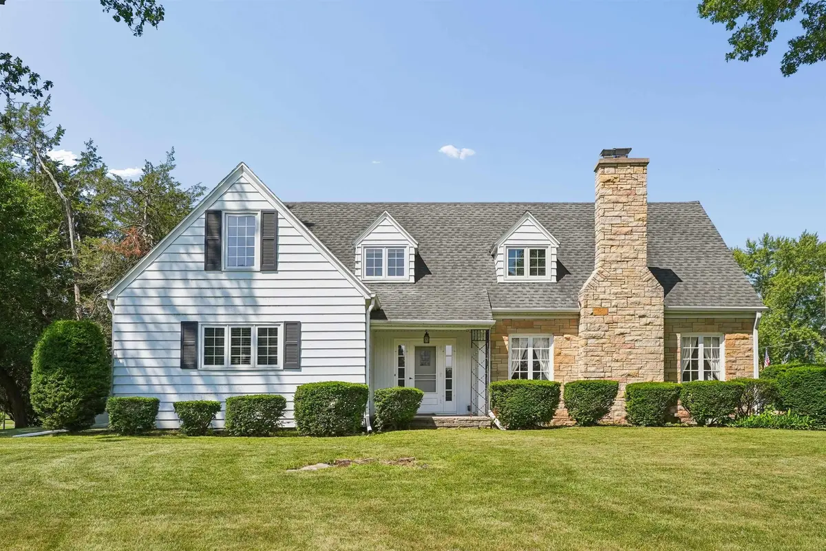 101 Martin RD, Waterloo, IA 50701