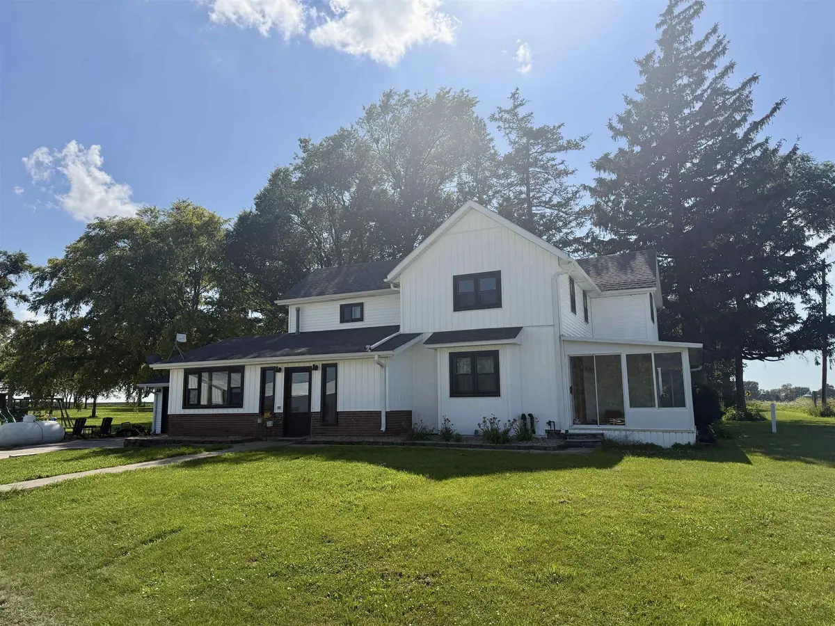 13498 Westbrook, Aplington, IA 50604