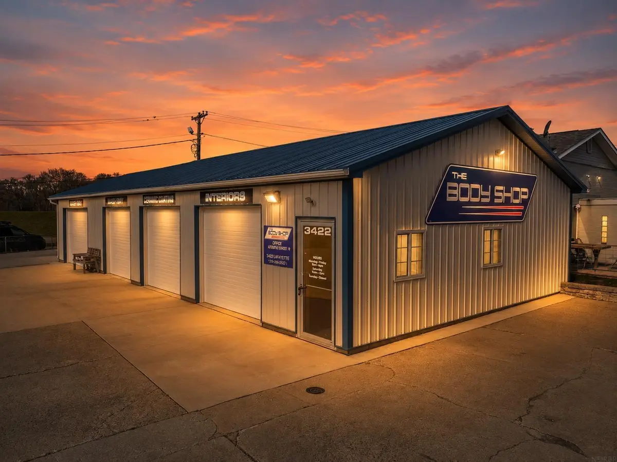 3422 Lafayette RD, Evansdale, IA 50707