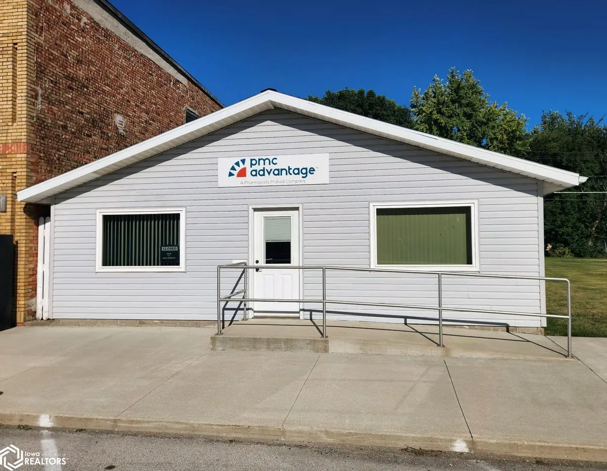 308 3Rd ST, Swea City, IA 50590