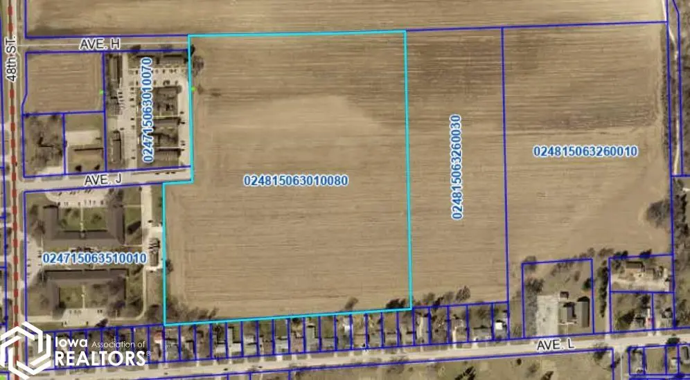 N Hillview Vil, Fort Madison, IA 52627