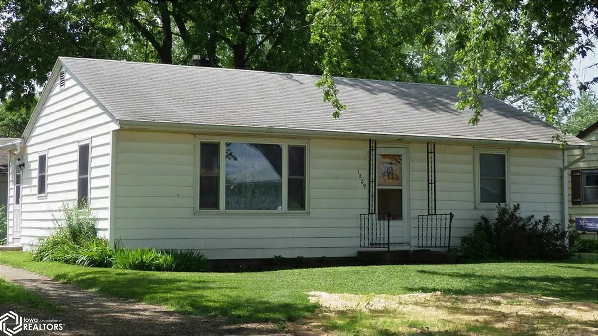 1209 Hamilton RD, Webster City, IA 50595