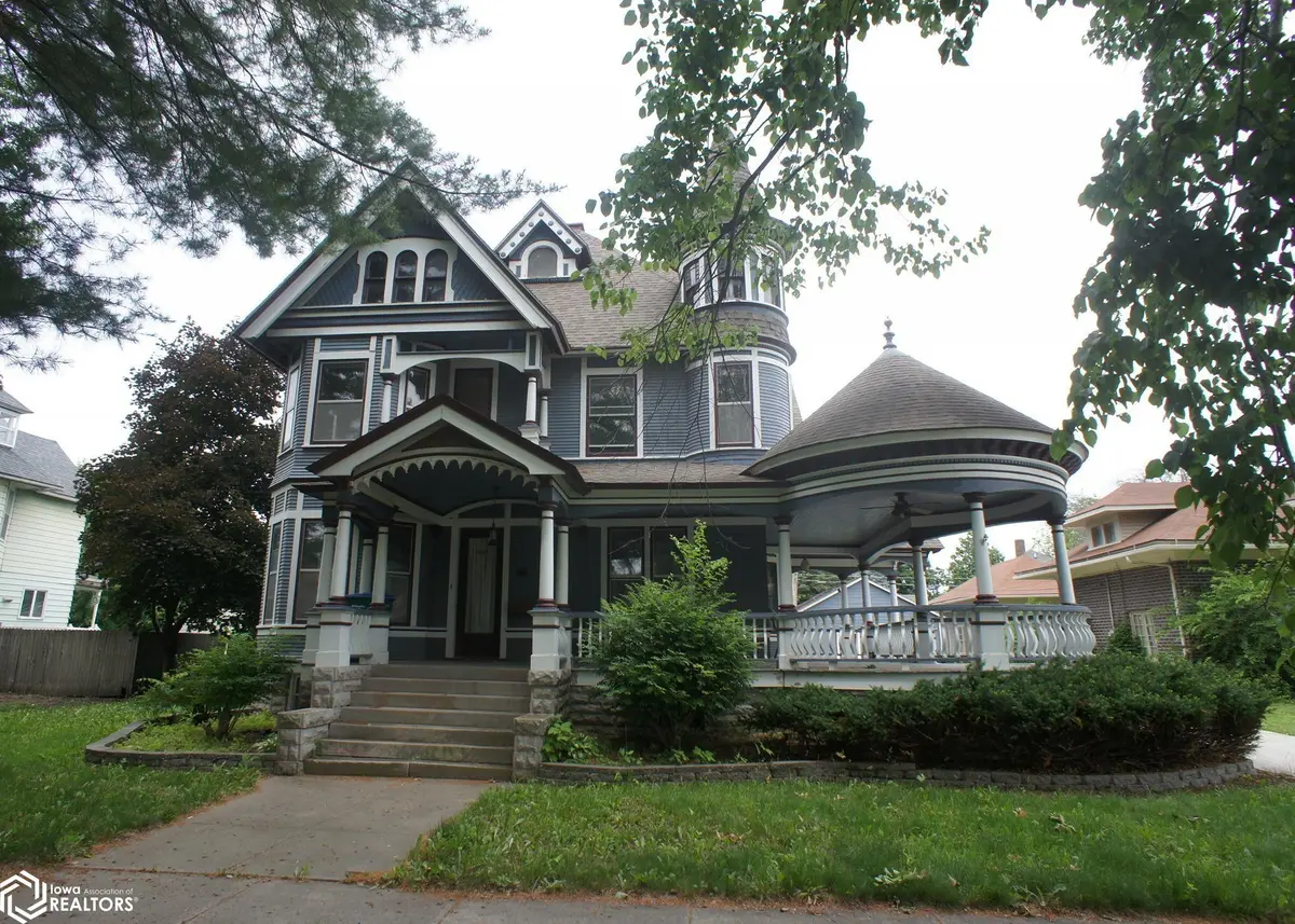 821 Division ST, Webster City, IA 50595-3125