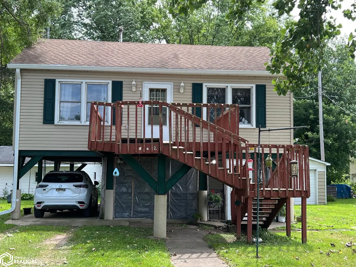792 Water Street North, Carman, IL 61425