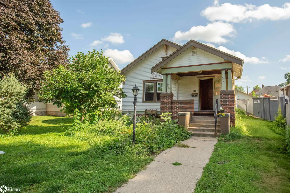 608 E Elm ST, Algona, IA 50511
