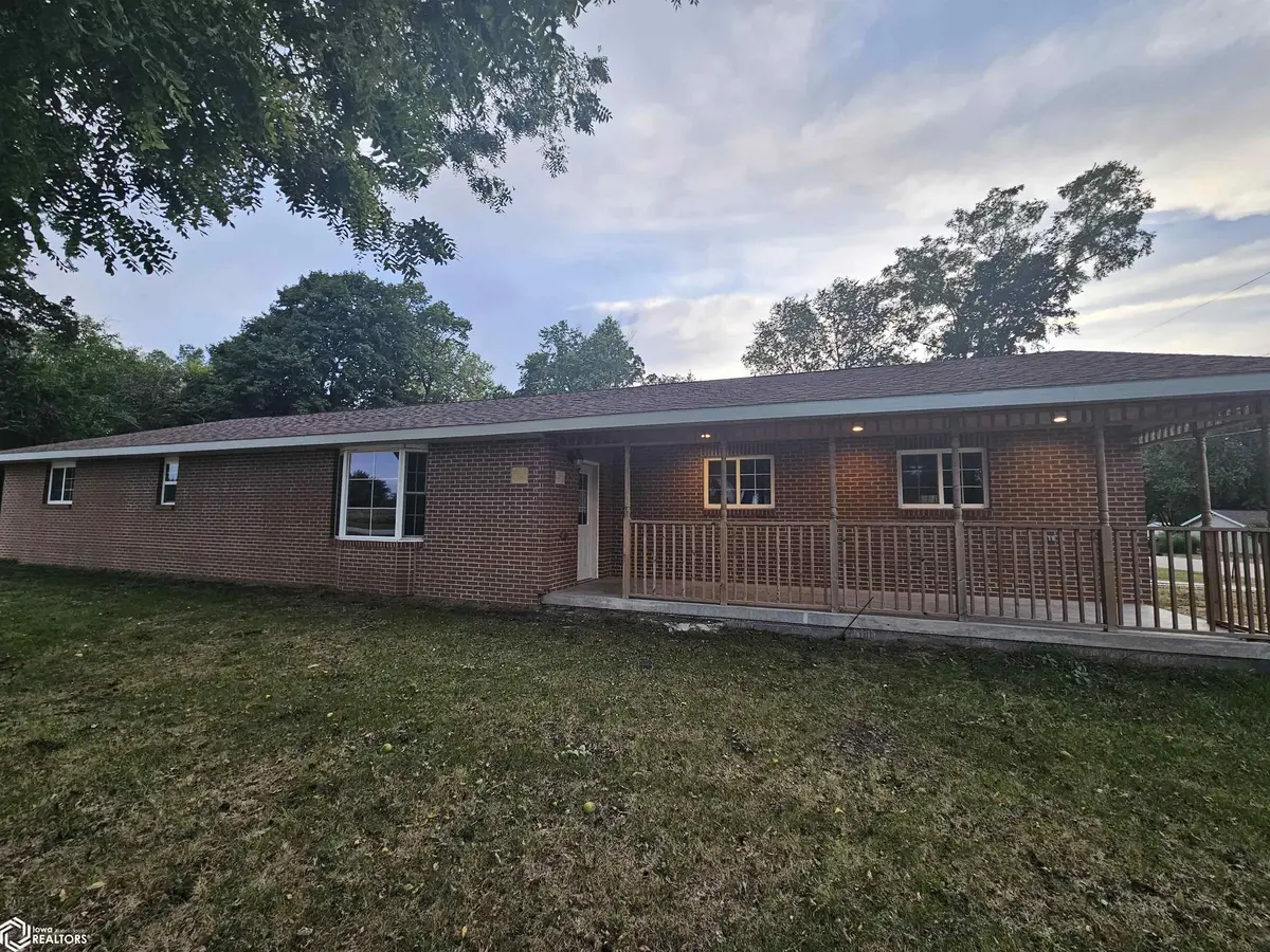 301 W South ST, Lake City, IA 51449