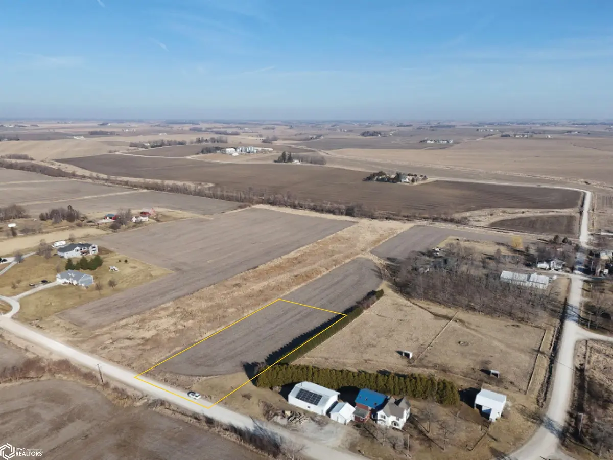 71 330th St., West Branch, IA 52358