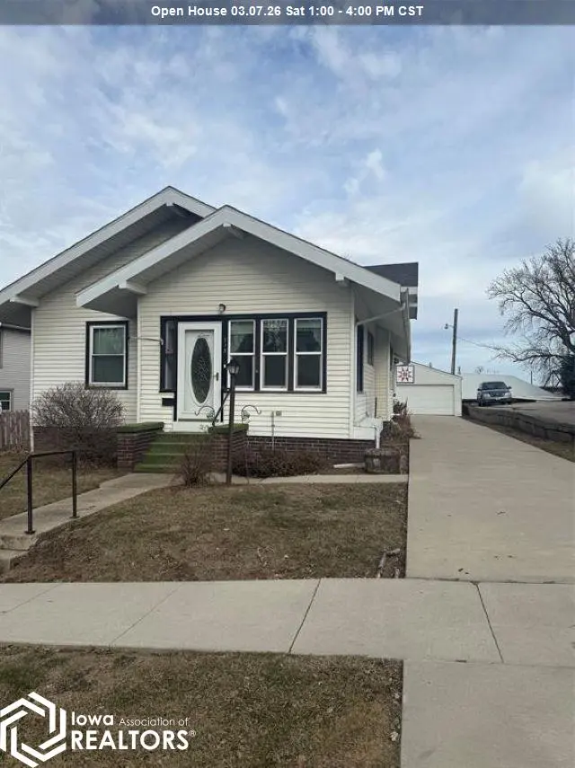 715 1St ST, Manning, IA 51455