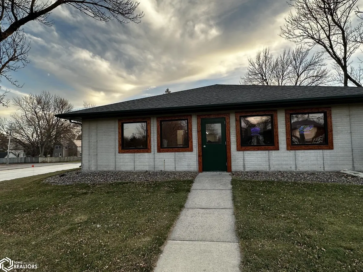 310 Central AVE, Clarion, IA 50525