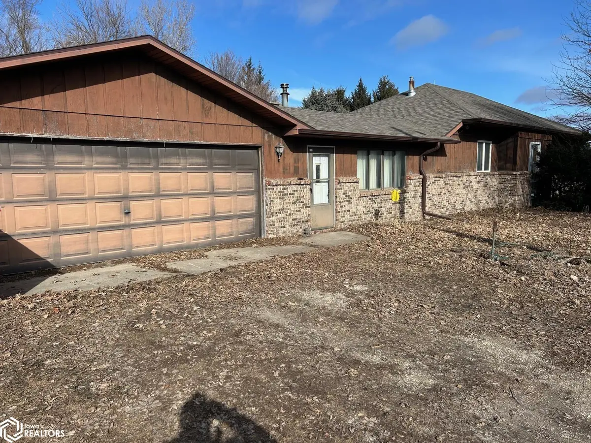 3009 Greene Ave, Eagle Grove, IA 50533