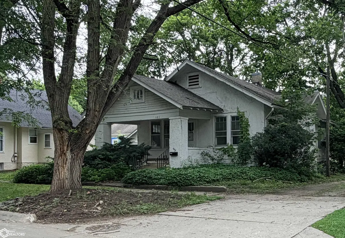 503 S 3rd ST, Fairfield, IA 52556