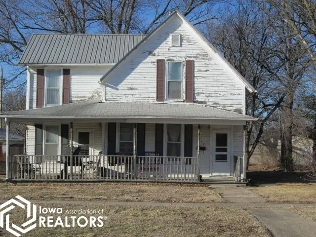 1217 Park AVE, Chariton, IA 50049