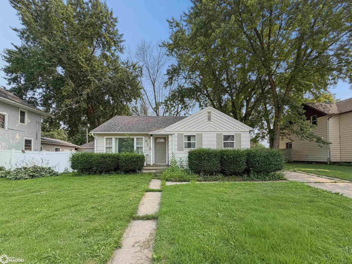612 Central AVE, Clarion, IA 50525