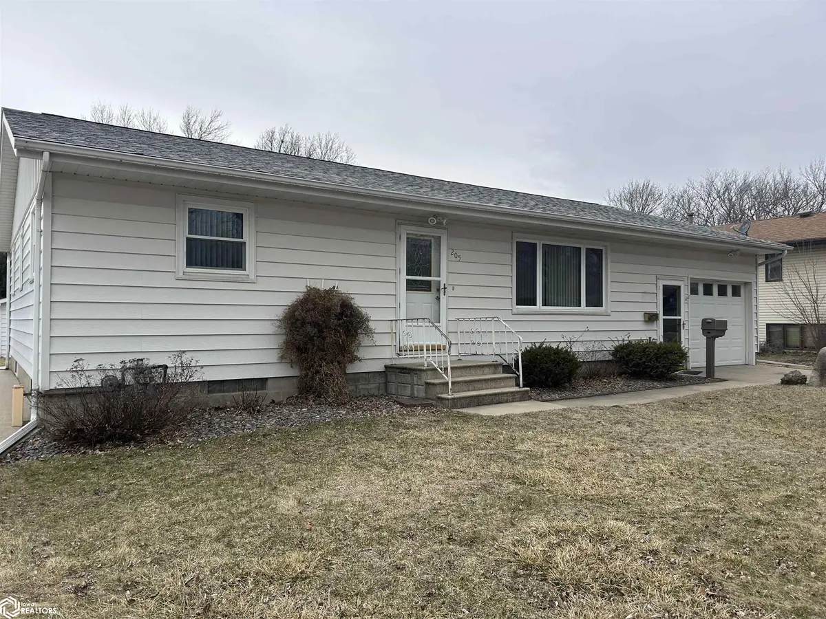 205 NW 12th ST, Pocahontas, IA 50574
