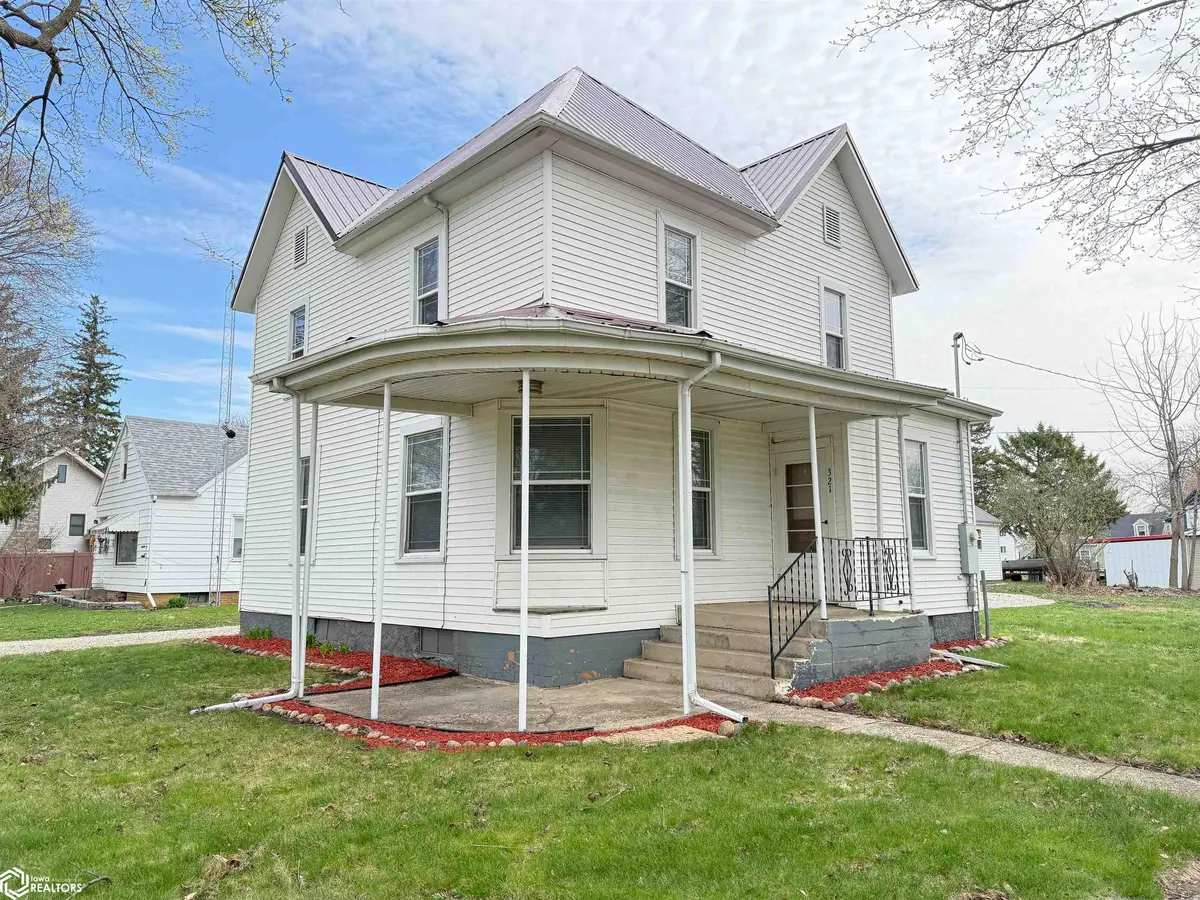 321 S Van Kirk ST, Latimer, IA 50452
