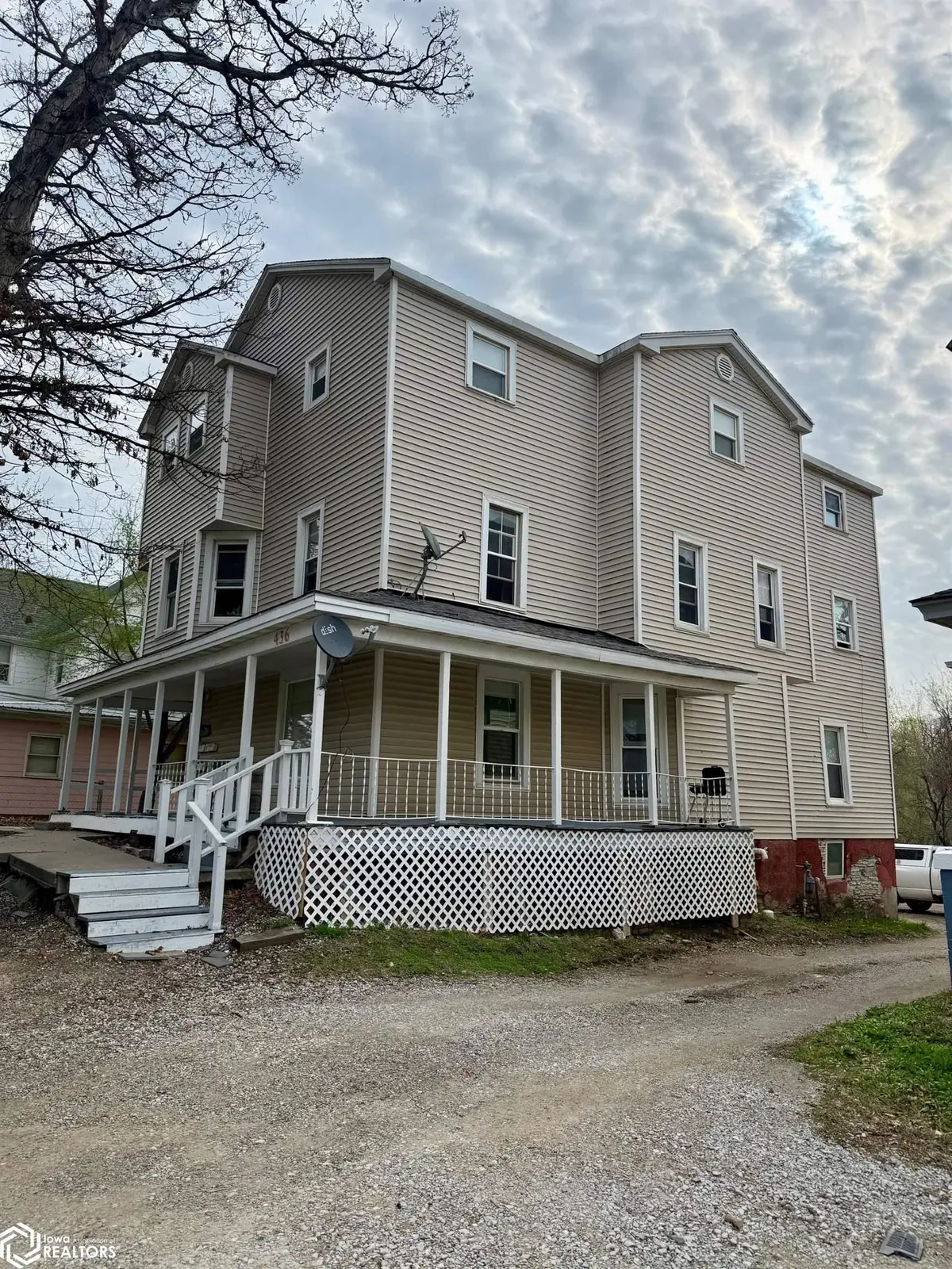 436 N Jefferson ST, Ottumwa, IA 52501