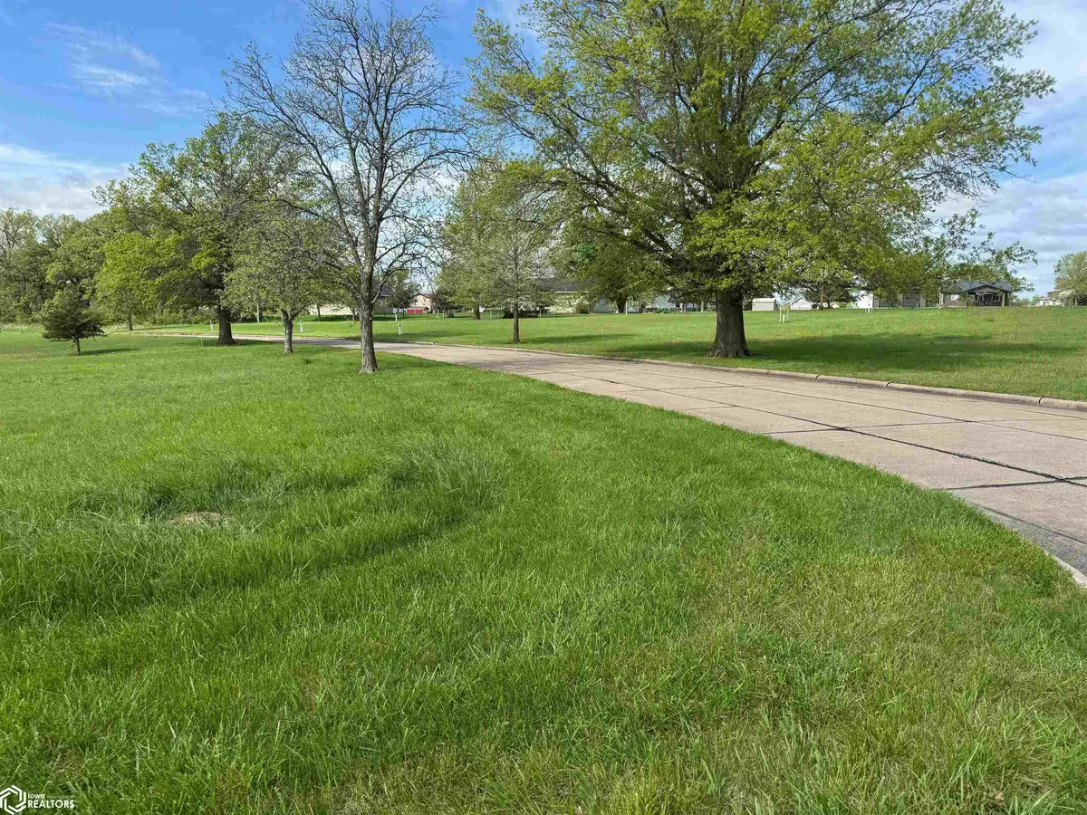 Lot 34 Parkside Knolls, Moravia, IA 52571