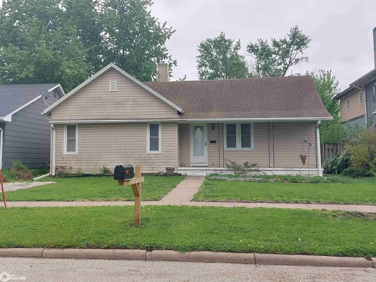 808 Ninth AVE, Shenandoah, IA 51601