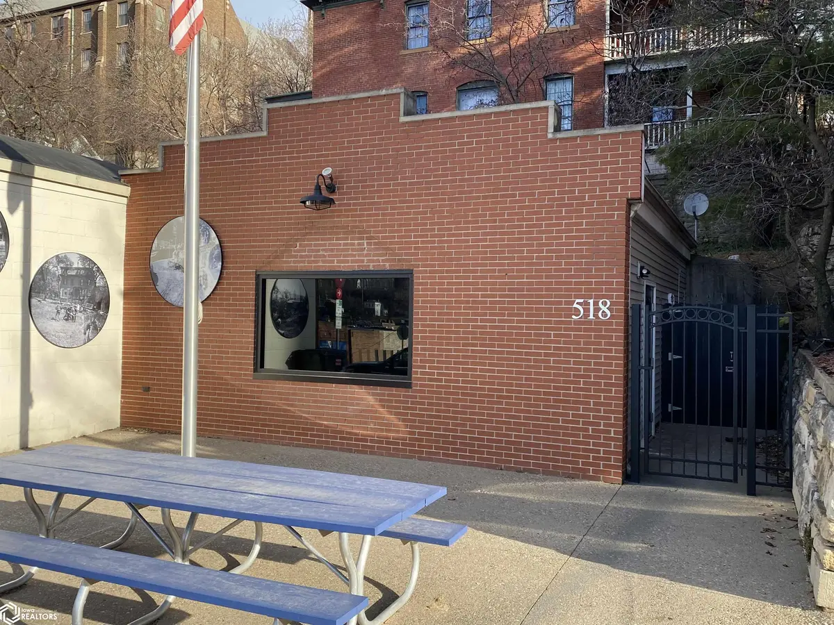 518 Washington ST, Burlington, IA 52601
