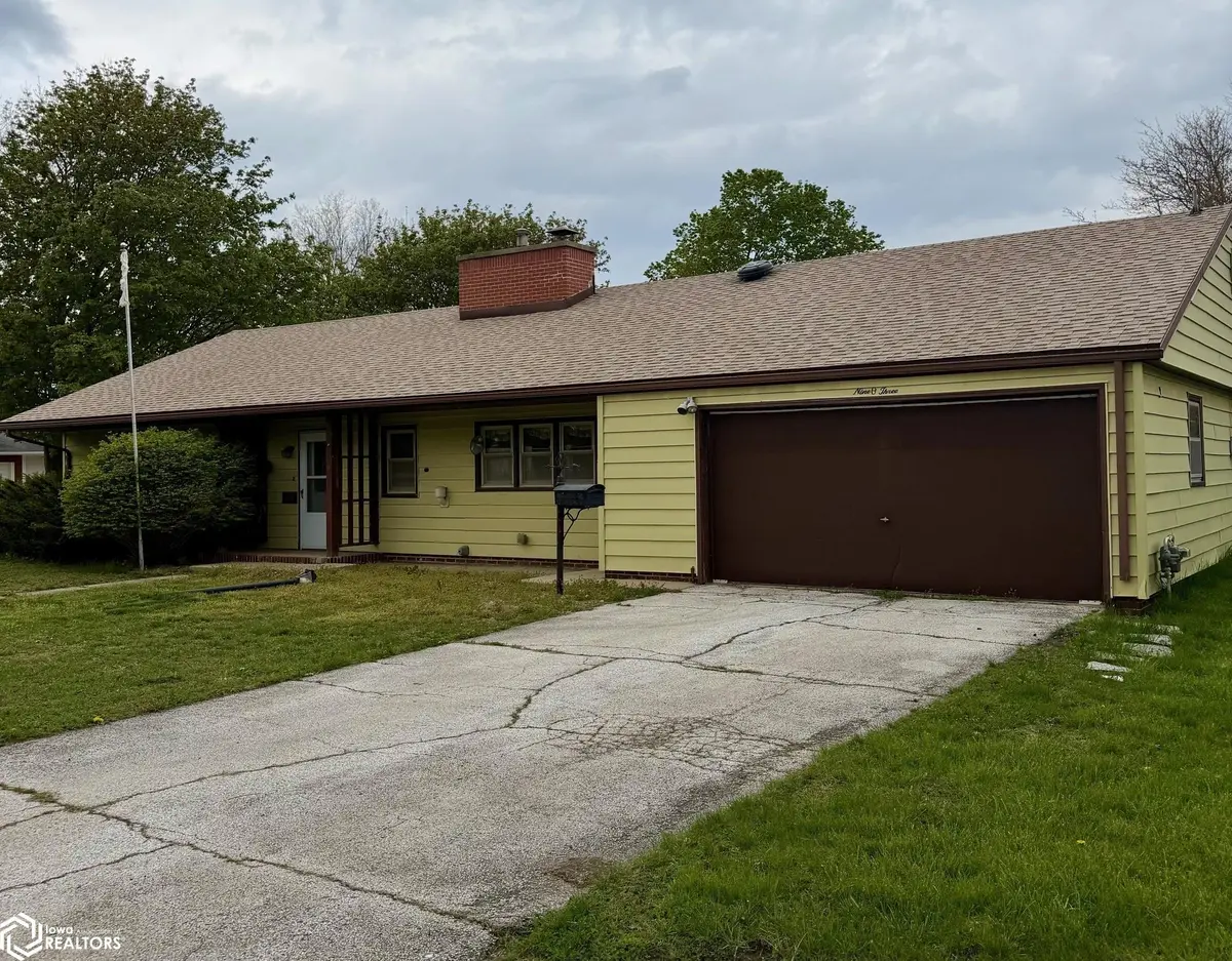 903 2Nd AVE, Clarion, IA 50525