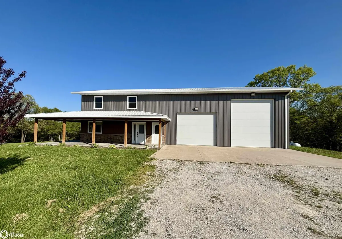2655 130Th AVE, Farmington, IA 52626