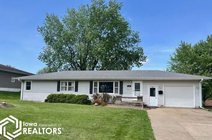 611 S Adams PL, Mount Pleasant, IA 52641