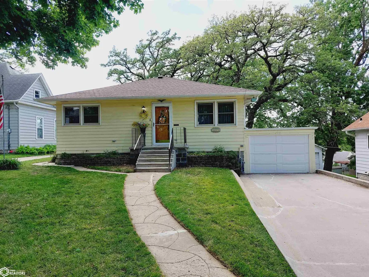 407 S 6th ST, Red Oak, IA 51566
