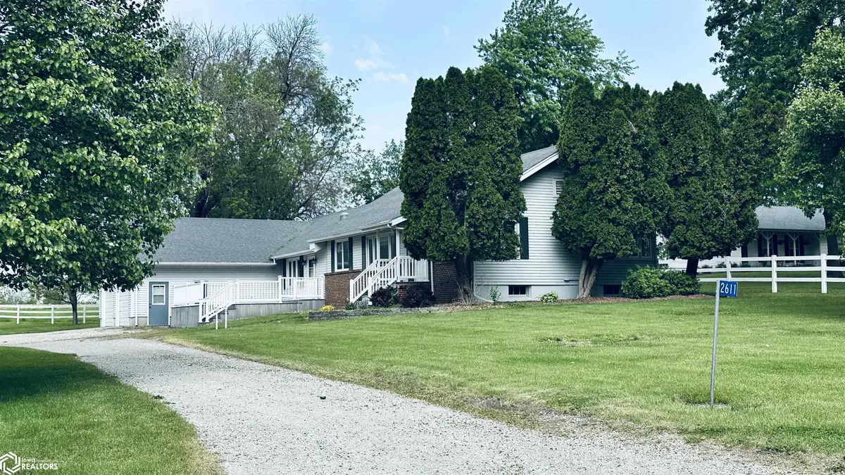 2611 Luminary LN, Oskaloosa, IA 52577