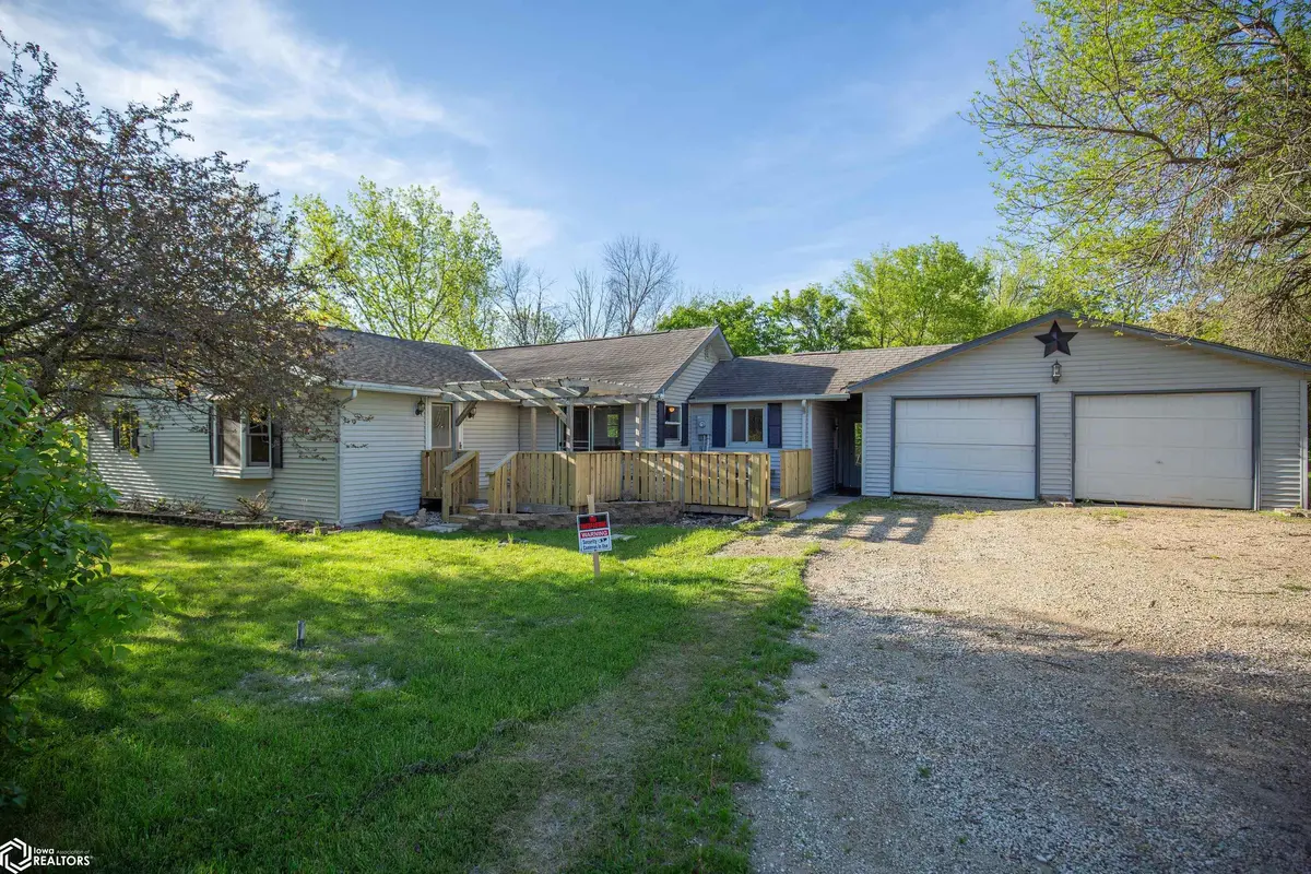 1132 Hungry Hollow RD, Algona, IA 50511
