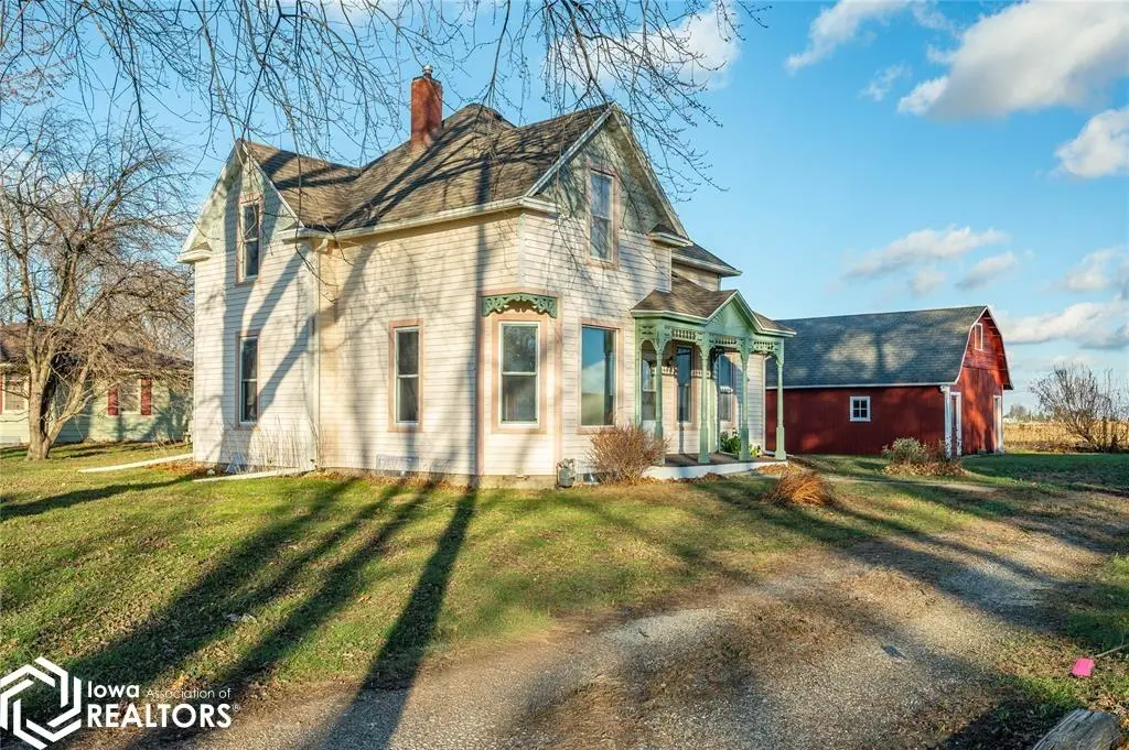 103 N Dewey ST, Prairie City, IA 50228