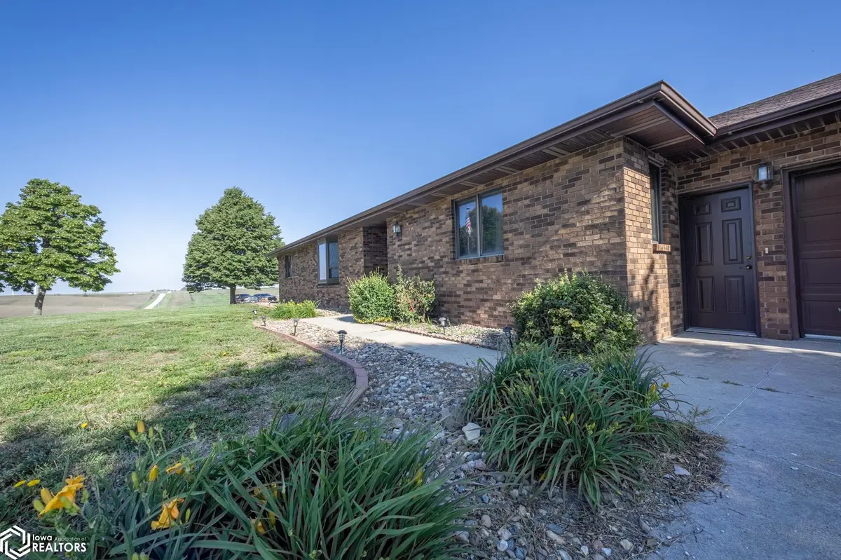 4087 280Th ST, Shenandoah, IA 51601